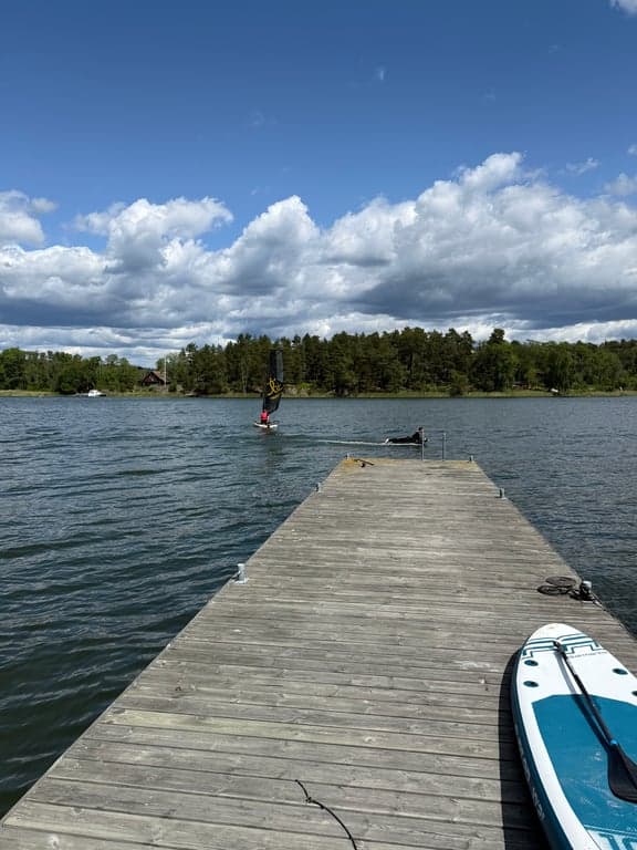 Cottage features background